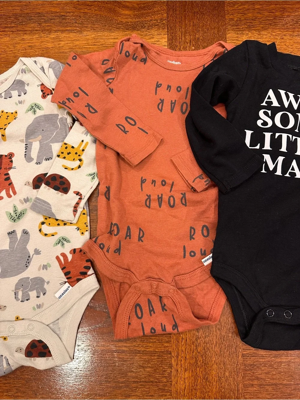 EUC/New Bundle of Baby Boys Onesies and Tops, 6-9 Months, Set of 9